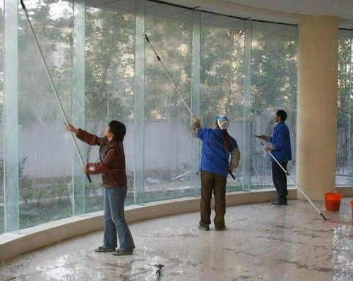 圖 重慶設(shè)備吊裝搬遷公司搬家長途搬遷清潔外墻清洗 重慶搬家